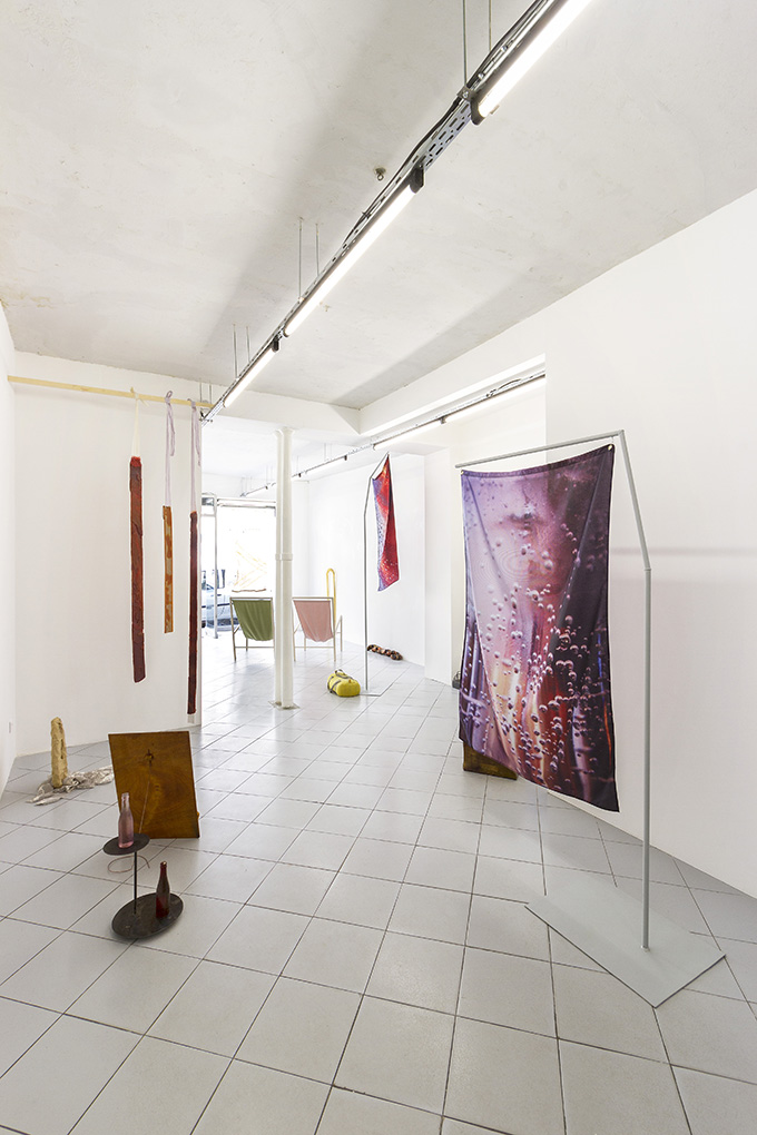 STRADDLE THE LINE BETWEEN FORM AND FUNCTION, galerie Jérôme Pauchant STRADDLE THE LINE BETWEEN FORM AND FUNCTION, galerie Jérôme Pauchant