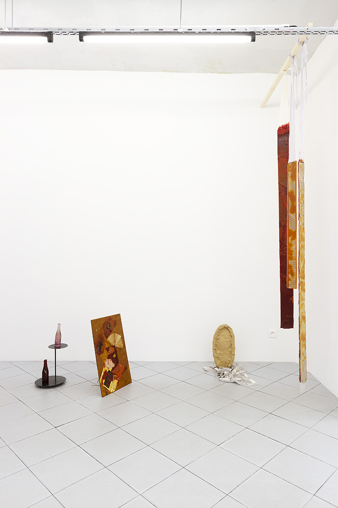 STRADDLE THE LINE BETWEEN FORM AND FUNCTION, galerie Jérôme Pauchant STRADDLE THE LINE BETWEEN FORM AND FUNCTION, galerie Jérôme Pauchant