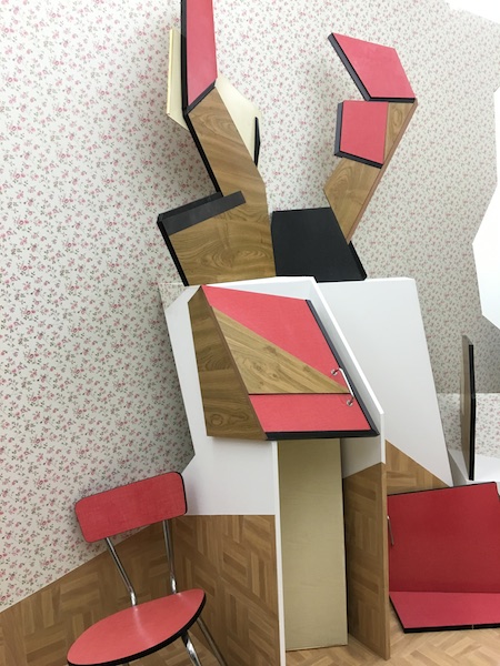 Cécile Chaput, vue d'exposition Extension(s) - The detonate(d) room, Under Construction Gallery Paris