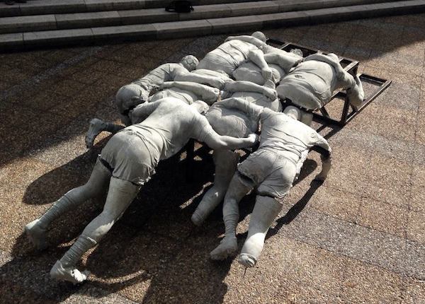 Ugo Schiavi, Premières Lignes, 2015, Béton - Acier - 500x300x120cm