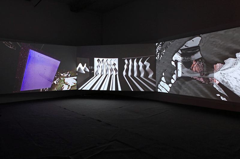 Steina et Woody Vasulka & SLIDERS_lab - Vasulka’s Variations © Phoebe Meyer