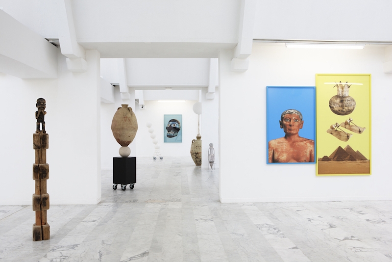 Vue d'exposition The Thrill Is Gone - courtesy BUGADA & CARGNEL, Paris © Théo MERCIER & Erwan FICHOU / ADAGP, Paris, 2016