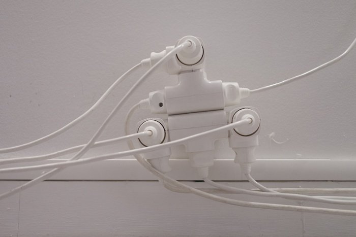 Véronique Joumard Sans titre 1993 dimensions variables. n° 2009-1173 - Collection MAC VAL - Musée d’art contemporain du Val-de- Marne ©Nicolas Giraud - CACC