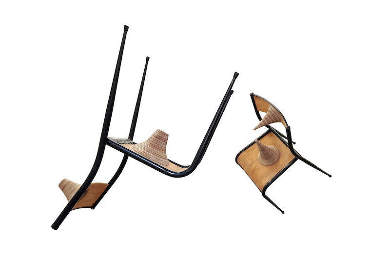 Couple de chaises, 2016 - Sculptures. Dimensions 2 x 40 cm / 72 cm / 47 cm ©ADAGP - Nicolas Tourte / Galerie Laure Roynette