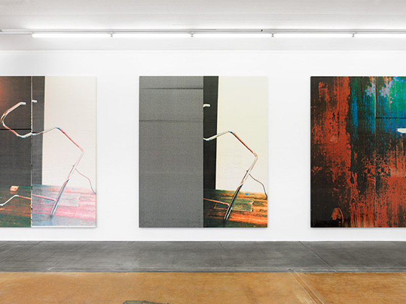 Vue partielle de l'exposition de Wade Guyton, MAMCO, 2016. Photo : Annik Wetter — MAMCO, Genève