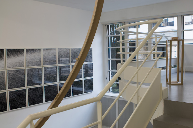Vue de l'exposition « INFRAMINCE » à la Fondation Hippocrène Paris