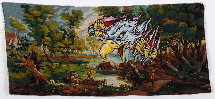 Andoni Maillard, Attack, 2014. Point de croix sur canevas, 106 x 48 cm. Courtesy Galerie ALB Anouk le Bourdiec Paris.