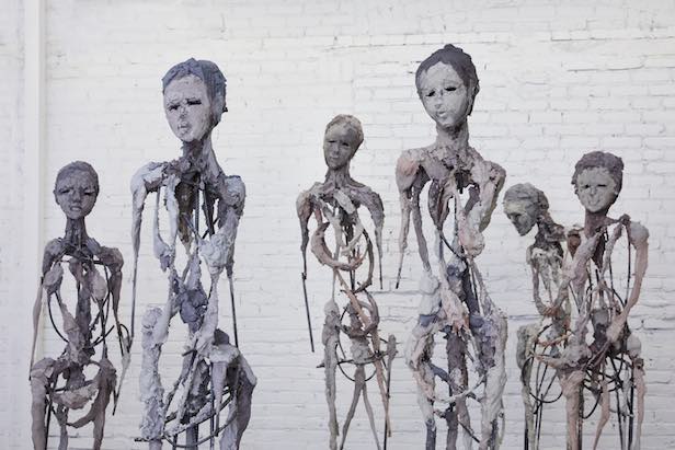 Human condition (série) – 2016 Ferraille, béton, fibres végétales, épices, pigments, dimensions variables.