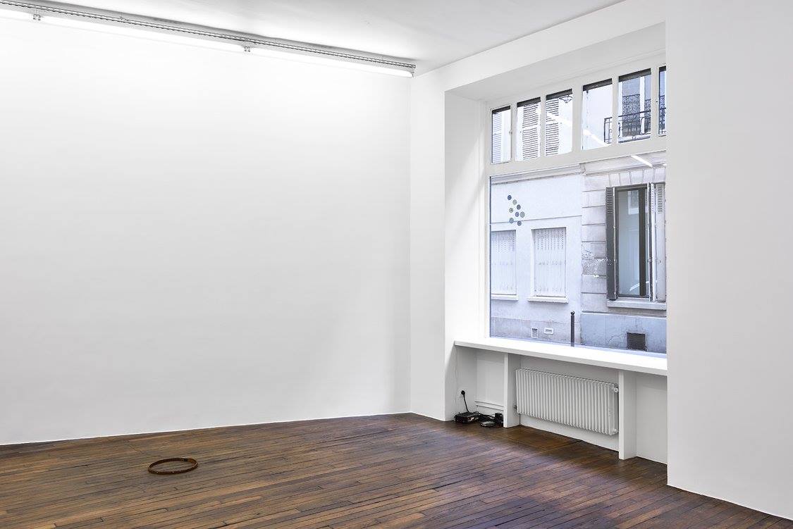 "Music in a Corner - Early Works" by Rolf Julius crédit photo : Rebecca Fanuele. Courtesy Galerie Thomas Bernard - Cortex Athletico.