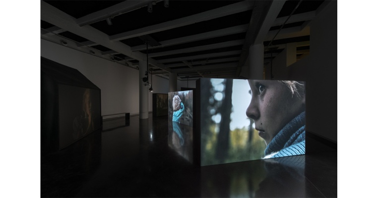 CLÉMENT COGITORE, BRAGUINO OU LA COMMUNAUTÉ IMPOSSIBLE, LE BAL PARIS