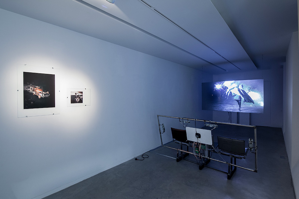 Pierre Gaignard vue exposition Bagnolet chamanique 4k, galerie Eric Mouchet Paris.