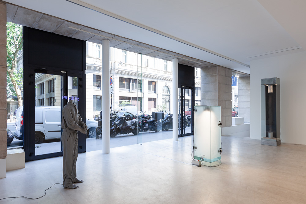 Vue de l'exposition Collettiva 5 + 5, galerie Italienne, Paris. Photo Paul Nicoué