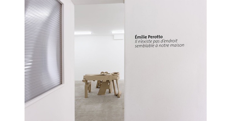 Émilie PEROTTO, Il n’existe pas d’endroit semblable à notre maison, L’Assaut de la menuiserie, Saint-Etienne