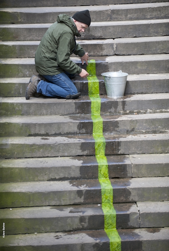 Andy Goldsworthy :: Victoria Terrace, Edinburgh. 29 May 2015. Picture by JANE BARLOW © Jane Barlow 2015 {all rights reserved} janebarlowphotography@gmail.com