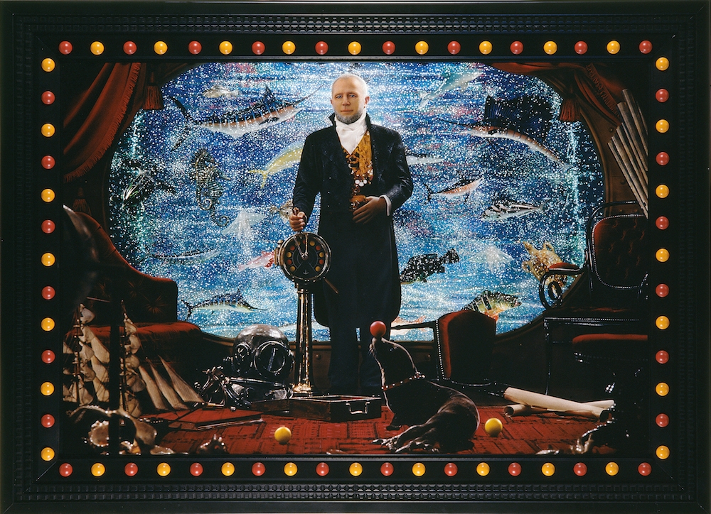 Pierre et Gilles - Capitaine Némo, 2004. Photographie peinte, marouflée sur aluminium, 129.8 x 189.3 cm sans cadre, 164 x 224.3 x 9.3 cm avec cadre. Collection François Pinault © Pierre et Gilles - Service presse/MuMa – Le Havre