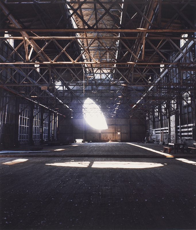 Day's End (Pier 52) (1975), Gordon Matta-Clark. Courtesy The Estate of Gordon Matta-Clark et David Zwirner, New York / Londres / Hong Kong. © 2018 The Estate of Gordon Matta-Clark