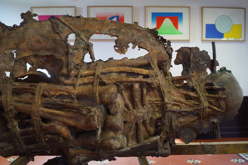 Francisco Tropa, Terra Platõnica, bronze, 2012 © Le SHED