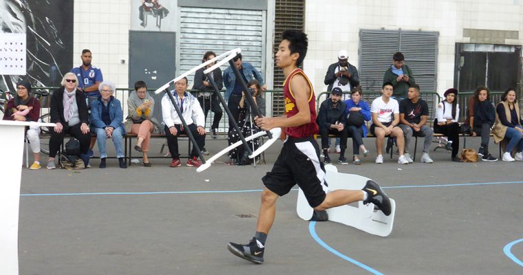 TRIPPLE DRIBBLE – ART ET SPORT