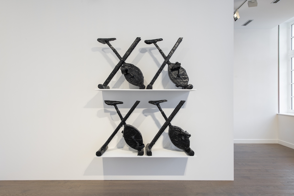 Maxime Testu X, 2019 Bois, métal, carton, plâtre, laque Courtesy de l’artiste Exposition PLEIN JEU #2 - Frac Champagne-Ardenne Maxime Testu X, 2019 Bois, métal, carton, plâtre, laque Courtesy de l’artiste Exposition PLEIN JEU #2 - Frac Champagne-Ardenne