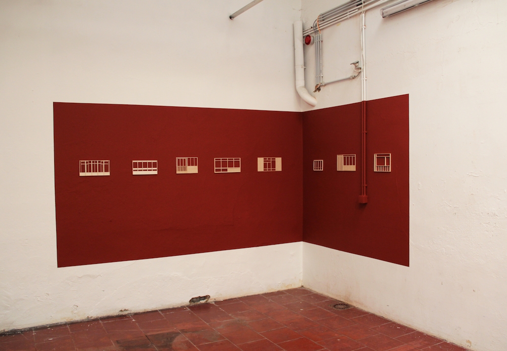 MARIE-JEANNE HOFFNER, Elements, 2017-2018, Maquette en balsa sur mur peint, 15 x 30 cm chaque