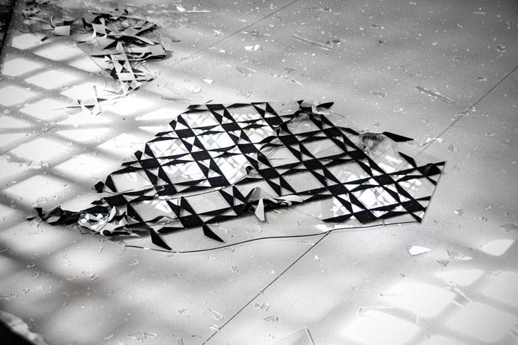 vue de l'exposition Nicolas Daubanes, « Le Hasard vaincu ». Photo Cécilia Philippe/ Les Ateliers Vortex