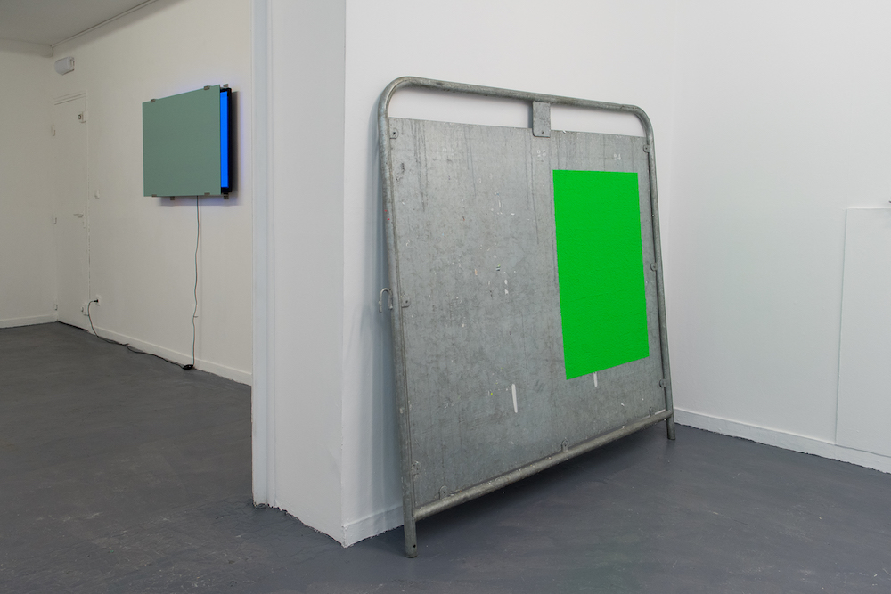 Nicolas Milhé, vue de l'exposition Yougoslavie -Silicone Bordeaux