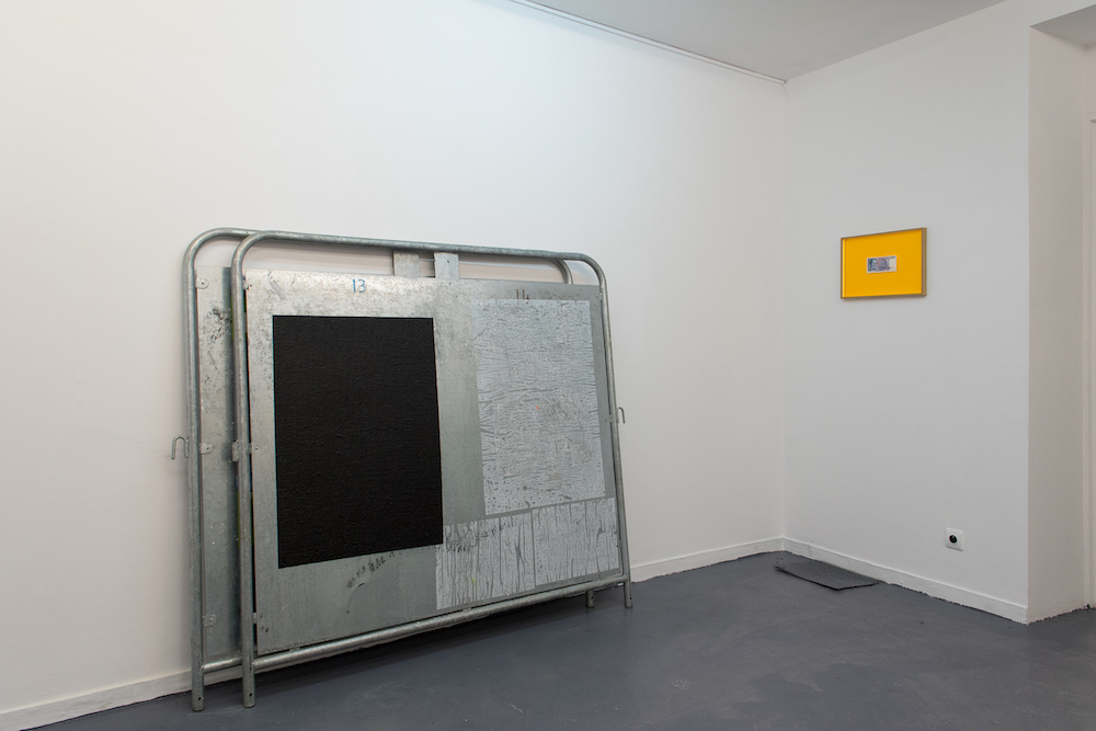 Nicolas Milhé, vue de l'exposition Yougoslavie -Silicone Bordeaux