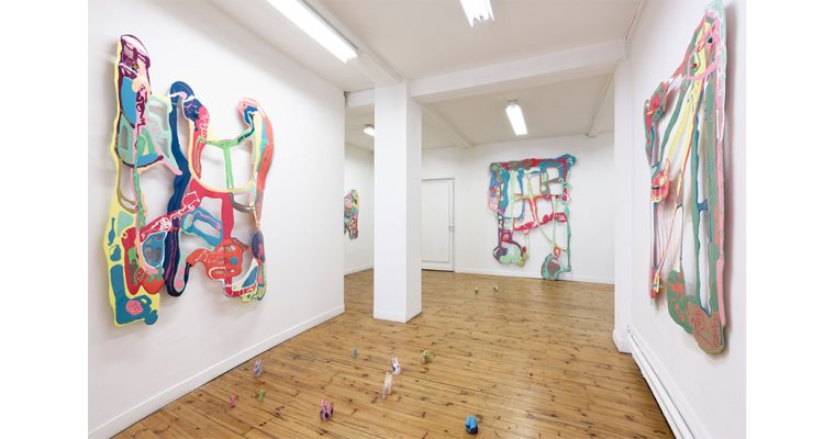 NICOLAS MOMEIN, FINGER TRAP