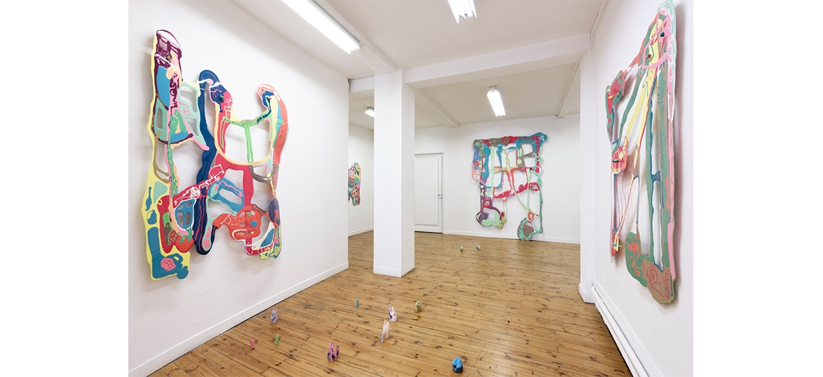 NICOLAS MOMEIN, FINGER TRAP