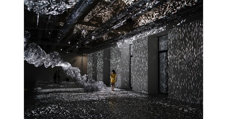 Adrien M & Claire B, la nature à l’oeuvre