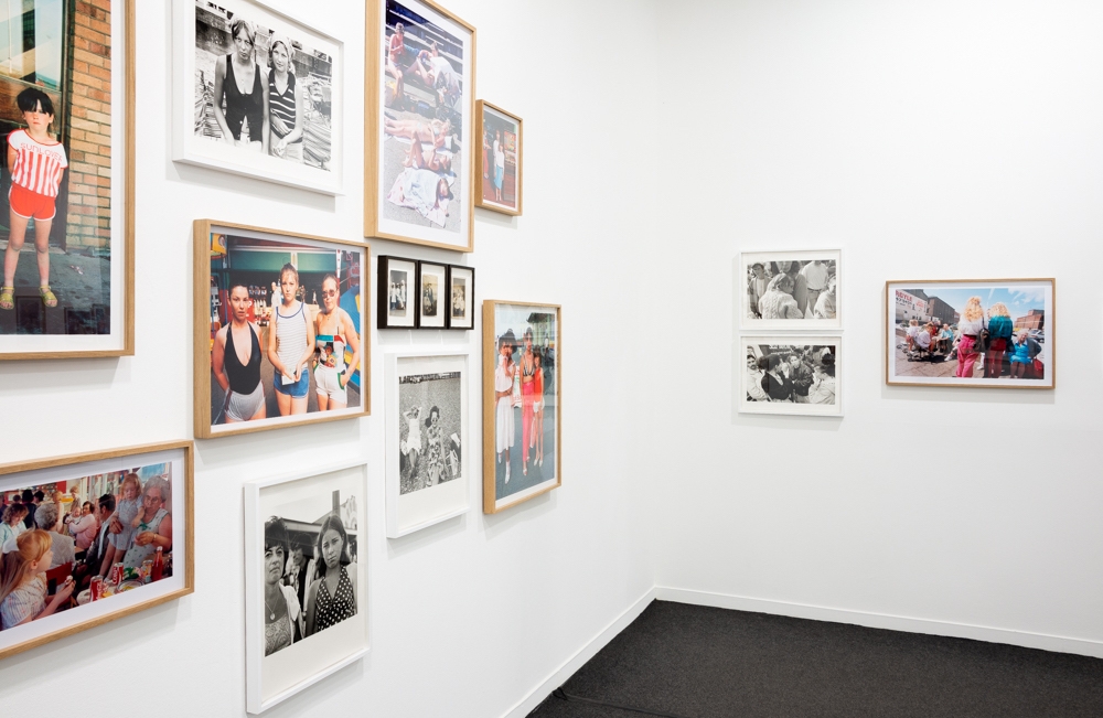 Exposition Tom Wood. Mères, filles, sœurs curatée par Martha Kirszenbaum Rencontres de la photographie Arles 2019 photo Remy Tartanac