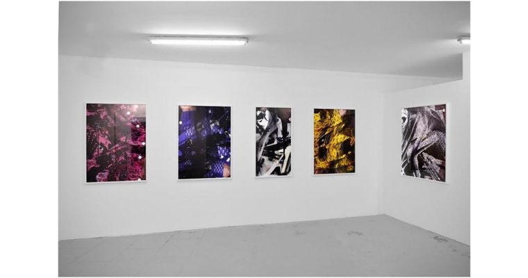 Exposition Les Chemises de mon père de Baptiste Rabichon au CACN - centre d’art contemporain de Nîmes