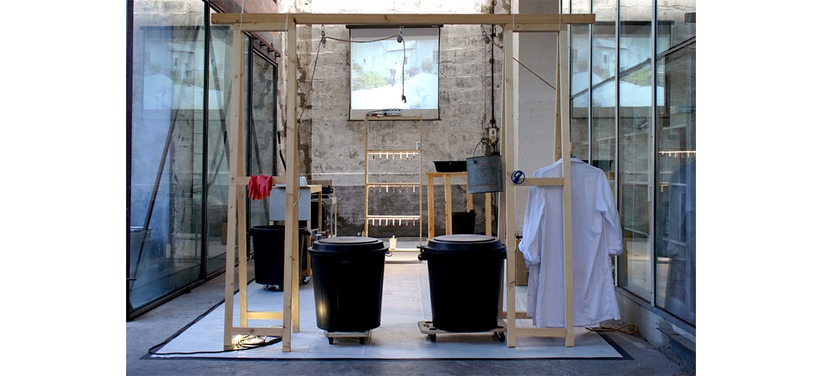 Charlie Chine, LA MAISON DE PAPIER