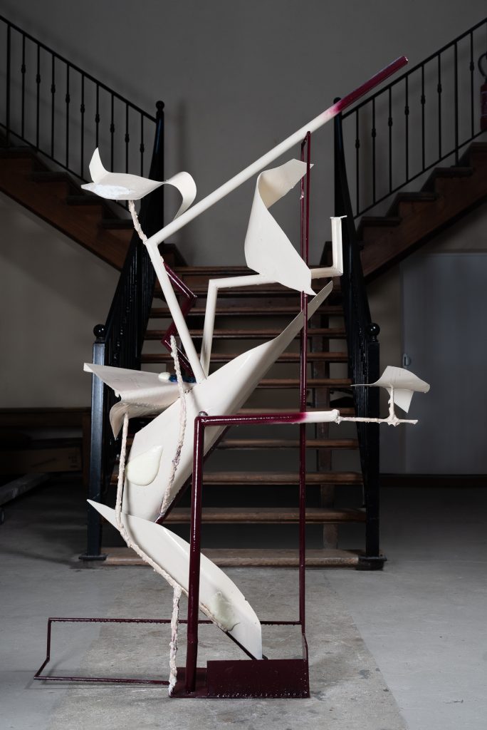 Y - 200/130/80 cm - steel, resin, expensive foam - 2020