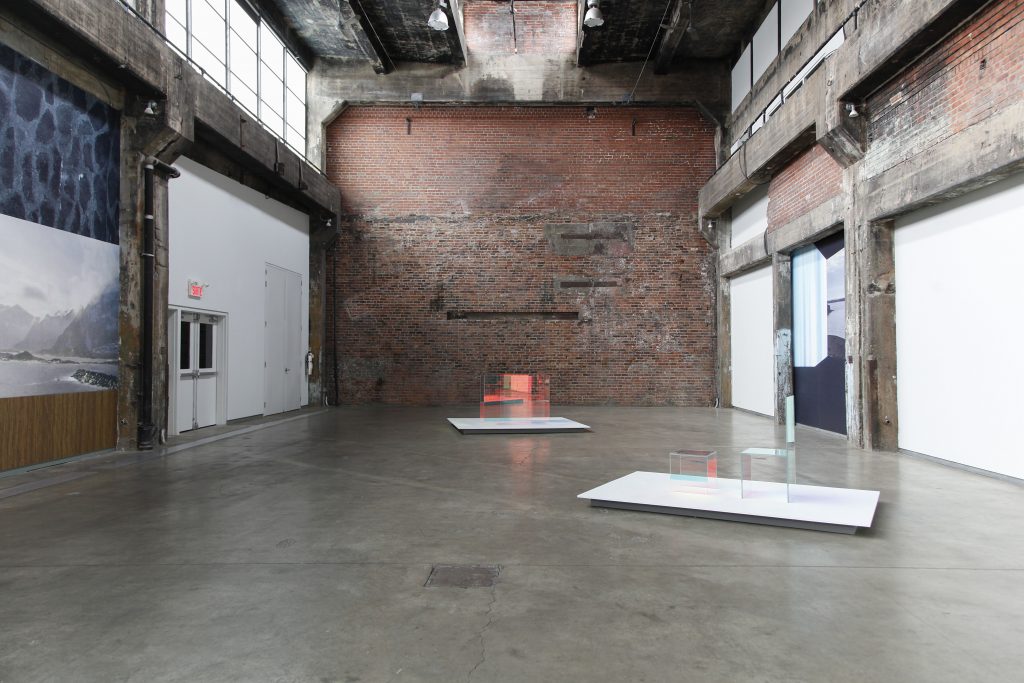 Vikky Alexander, Nordic Rock, Vue de l’exposition / Exhibition view, Fonderie Darling, 2020 © Simon Belleau