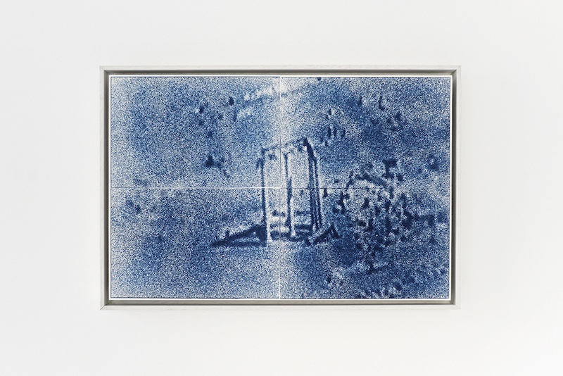 Leah Desmousseaux, Atlal, 2020 Cyanotype sur papier Arches - 35,5cm x 54,5 cm