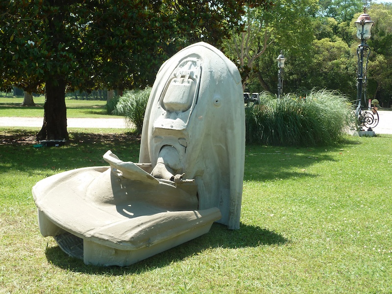 Boris Chouvellon, « Infinita Riviera » - 2011 Jet ski, béton (230 x 120 x 150). ( Domaine du Château d’Avignon, Conseil général des Bouches du Rhône)