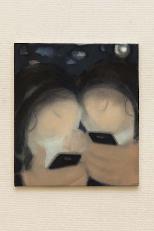 Claudio Coltorti Intimida, 2020, huile sur toile, 30 x 40 cm - vue d'exposition LA LUNE EST TOMBÉE AINSI QUE LES PLÉIADES - KARL MARX STUDIO Paris - Photo Nina Salamov
