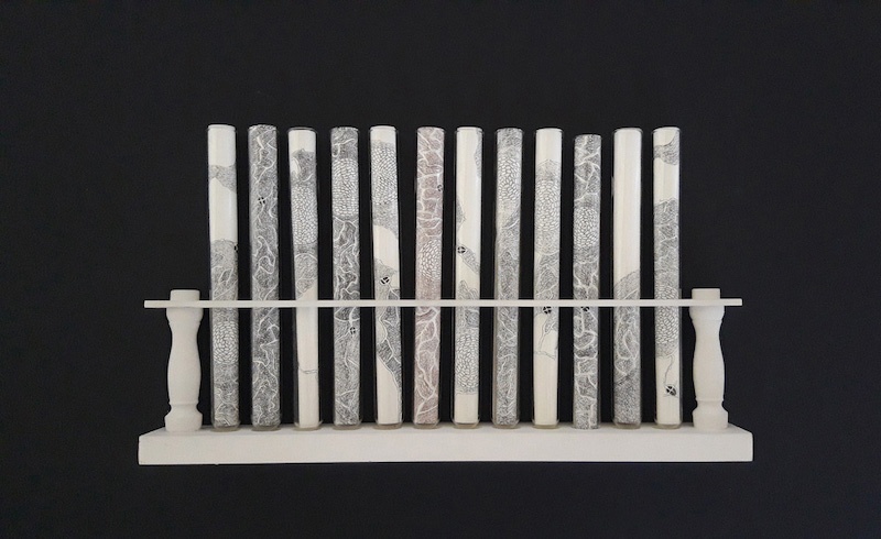 Nathalie Borowski, Etudes – Dessins / Tubes à essai en verre – Support en bois – Dimensions variables