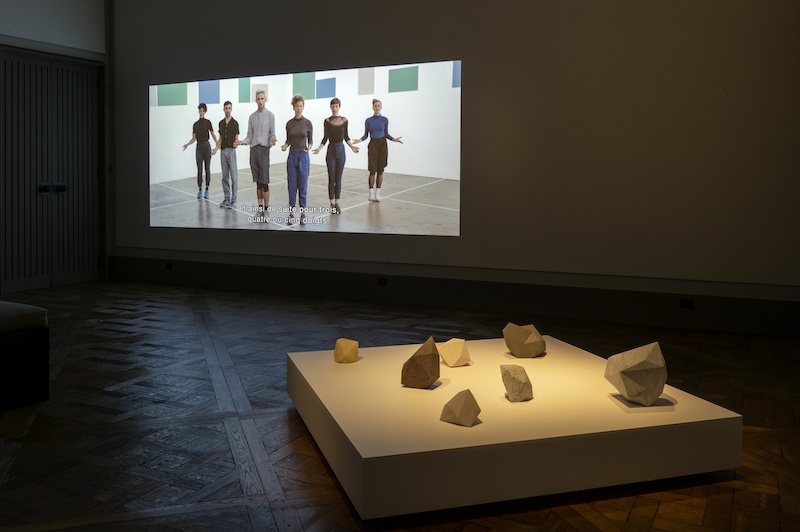 Vue exposition « Des formes et l’Histoire », une grammaire possible, Galerie Gradiva, Paris
