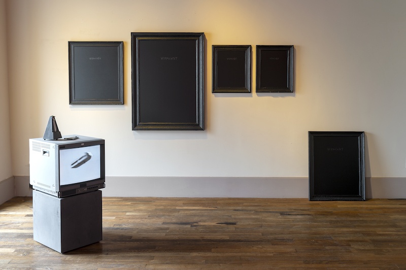 Vue exposition « Des formes et l’Histoire », une grammaire possible, Galerie Gradiva, Paris