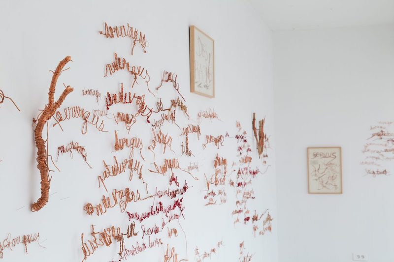 Vue Silo exposition monographique de Myriam Mihindou, Centre d’art contemporain Transpalette, Bourges Photo Margot Montigny