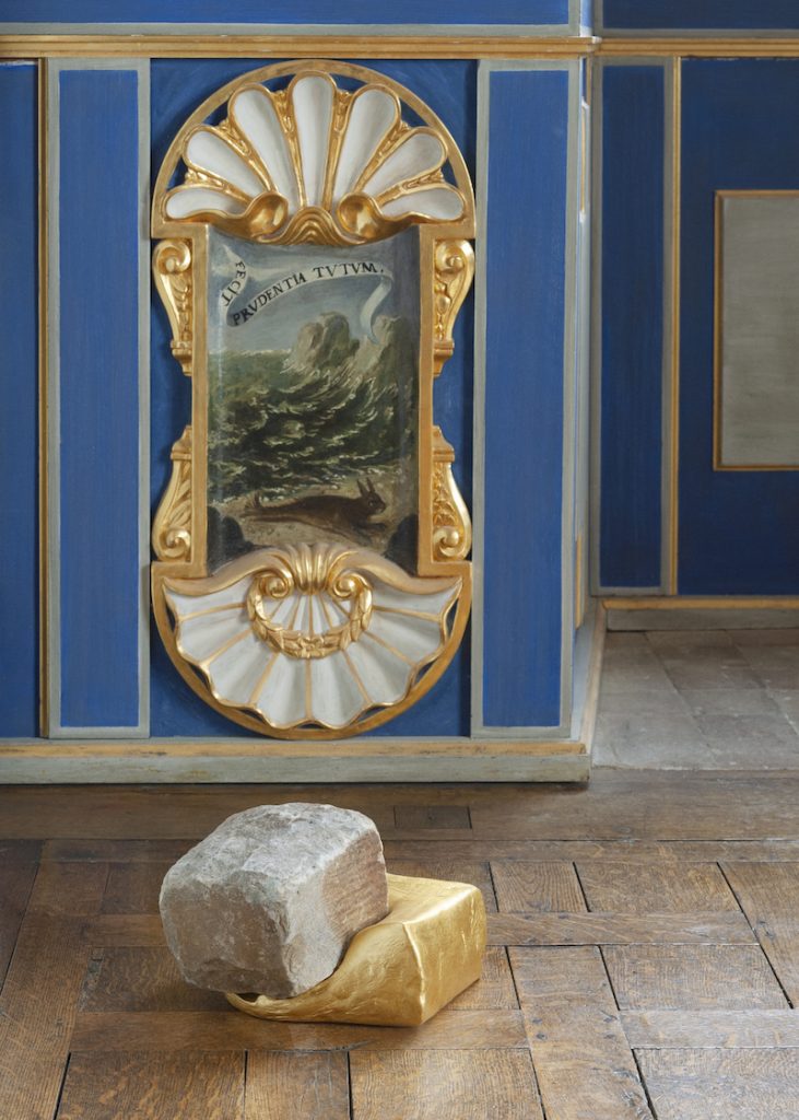 Stéphane Thidet, Rencontre, 2019. Collection Antoine de Galbert, Paris. Photo : Julia Andréone