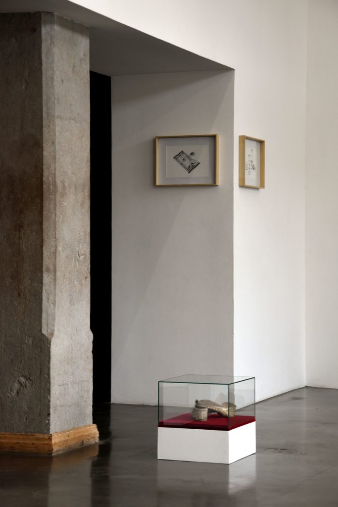 Vue de l'exposition Younes Baba-Ali, Dégrisements, La BF15, 2021. Photo Aude Tournaye