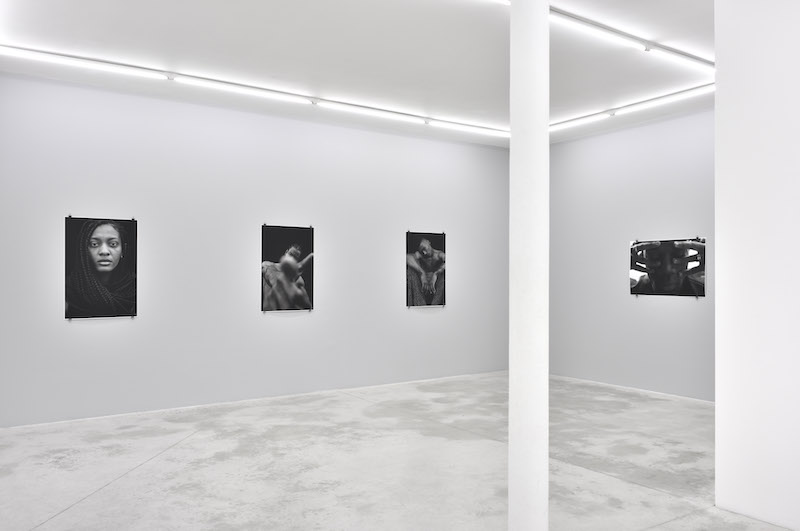Vue d'exposition Under the same sky de Sean Patrick Watters, jusqu'au 19 mars 2022, Praz-Delavallade, Paris