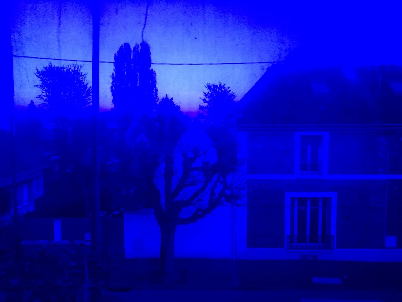 Vue de l’exposition, Devant Les Scintillements [23°44/307m/s], centre d’Art contemporain Camille Lambert, Juvisy-sur-Orge - Photographie Juliette Fontaine 2022