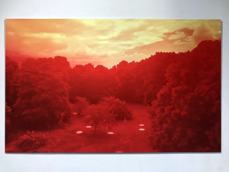 Vue de l’exposition, Devant Les Scintillements [23°44/307m/s], centre d’Art contemporain Camille Lambert, Juvisy-sur-Orge - Photographie Thierry Fournier 2022