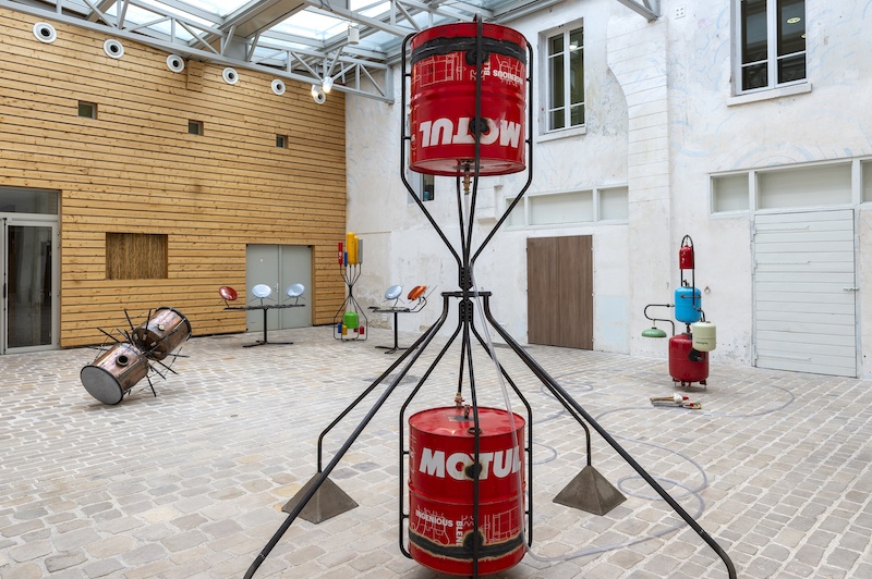 Vue de l'exposition personnelle de François Dufeil, Chlaaak Tuuuung Fiiiiiit jusqu'au 12 mars 2022, La Graineterie – centre d’art de la ville de Houilles - Photo Marc Domage