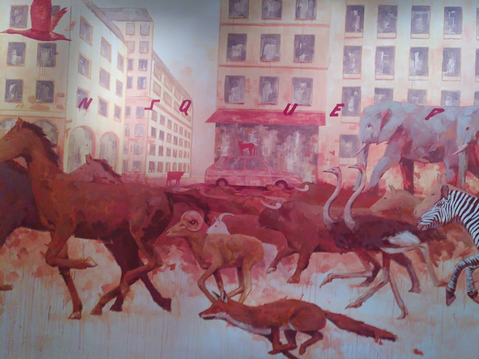 WAR!, Ruée sauvage, 2022, peinture acrylique, 3,90 m × 15 m