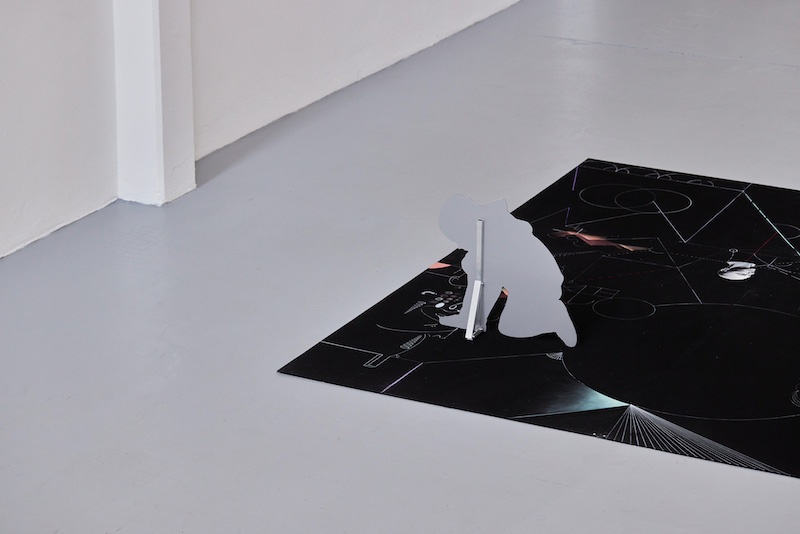 Installation inédite et imaginée spécialement pour le lieu de Clément Fourment à l'occasion de l’exposition « Mondes Parallèles », Le Silo U1, Château-Thierry - Photo Louis de Roffignac